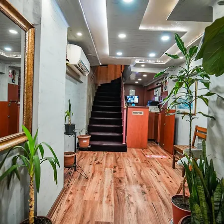 Hotel Sahra 3*
